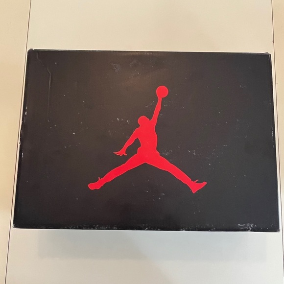 Nike Air Jordan 5 Fire Red 2020 - Picture 10 of 10